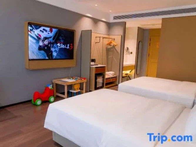 Deluxe Double Family room