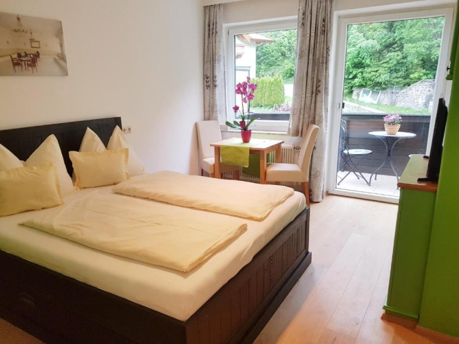 1 Bedroom Double Apartment