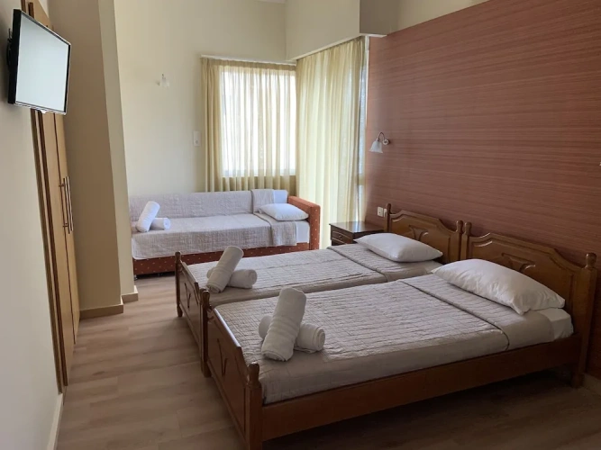 Standard Triple room with balcony