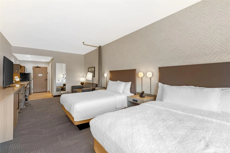 Double Suite