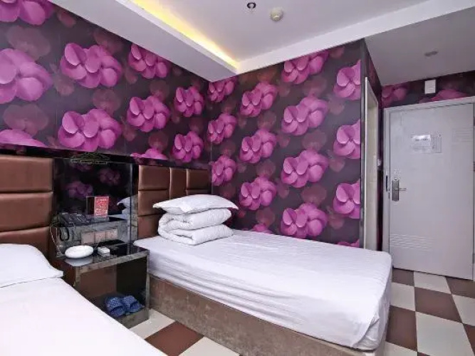 Bole Shi Shang Hotel