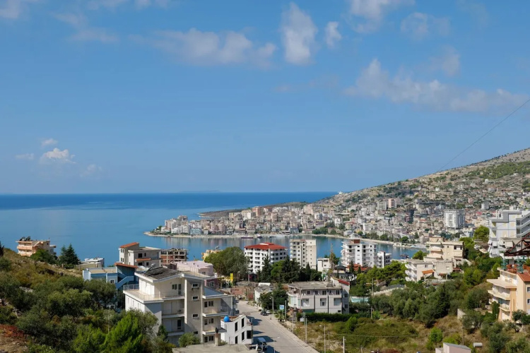 Stunning 2-bed Apartment in Sarandë