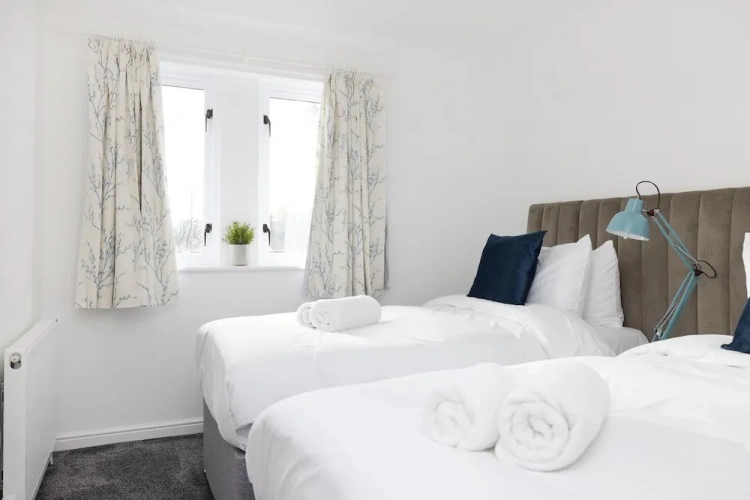 3 Bedrooms Apartment with balcony
