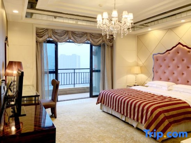 Double Suite with garden view