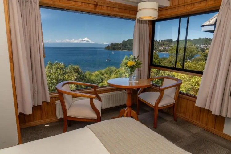 Standard Double room with view