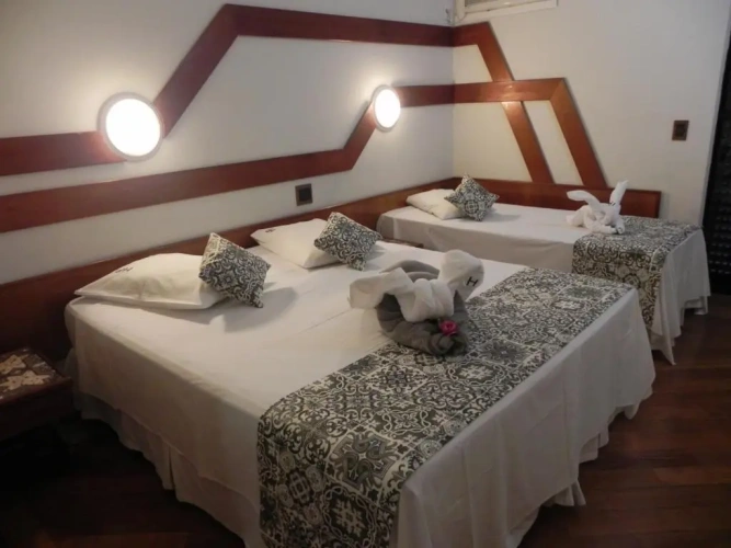 Standard Triple room