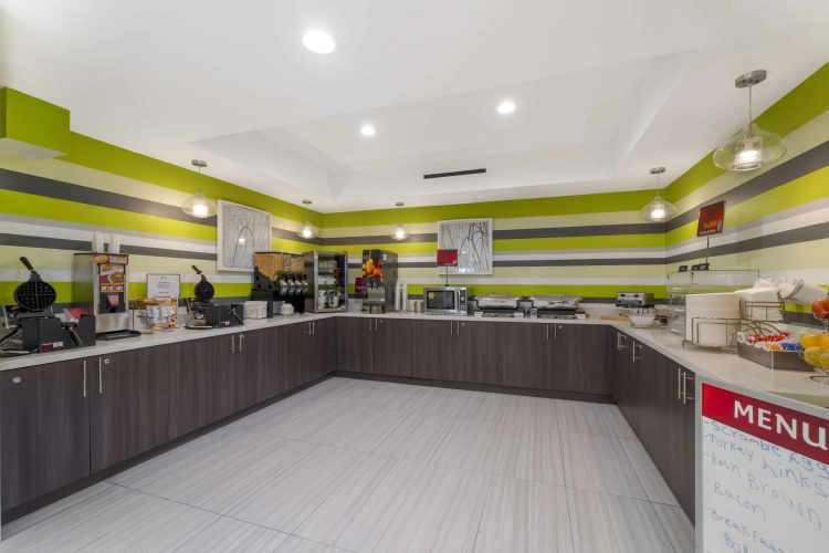 Best Western Plus Gardena Inn & Suites photo 27