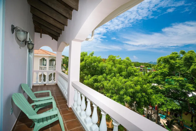 Coral Vista 2