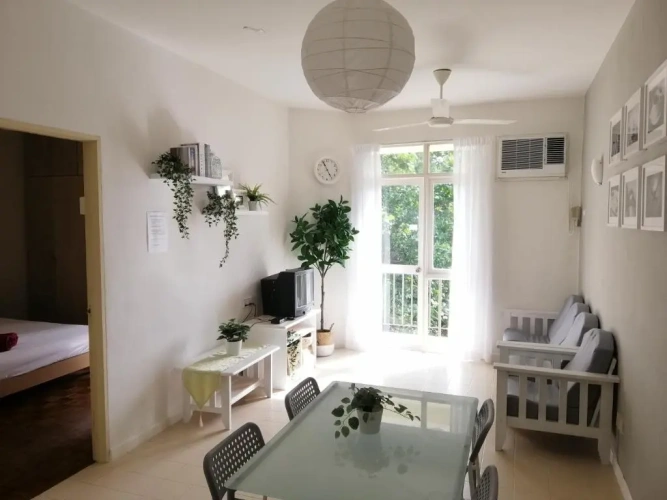 2 Bedrooms Apartment