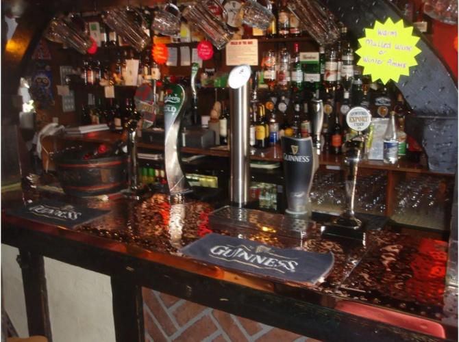 The Mucky Duck Inn