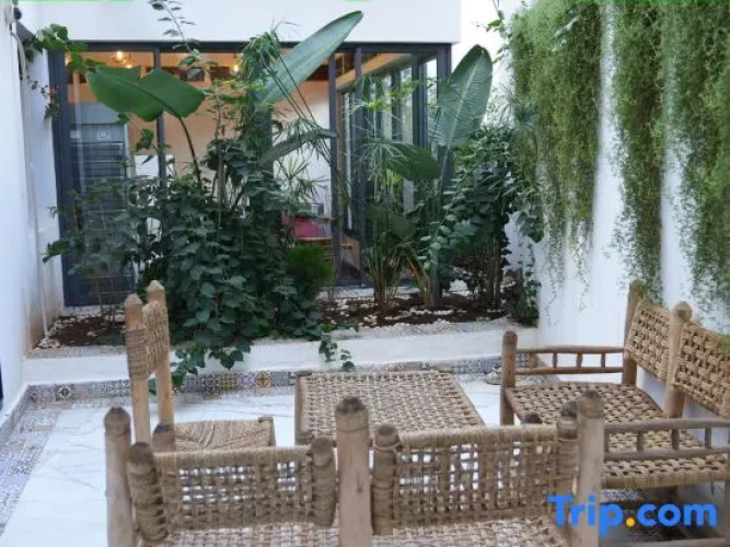 Oriental Hotel