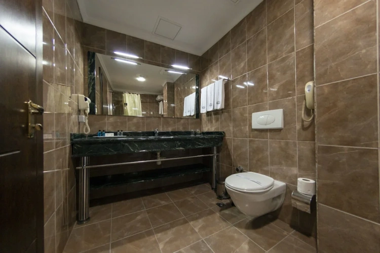 Standard Triple Family room