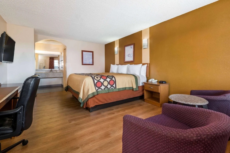 Super 8 Waco/Mall area TX