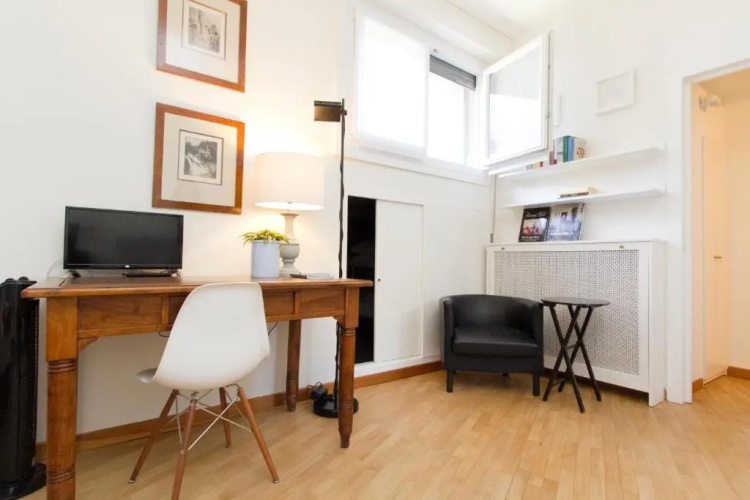 Amazing studio in San Babila