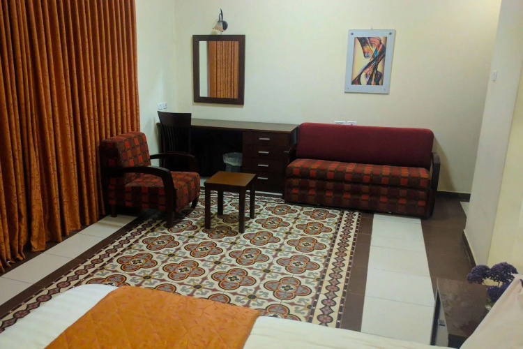 Alhambra Palace Hotel Suites