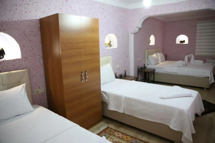 Nil Story House