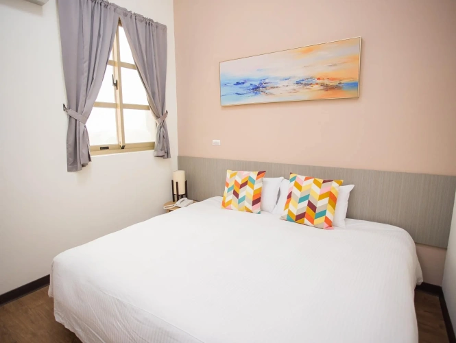 1 Bedroom Deluxe Double Suite with balcony