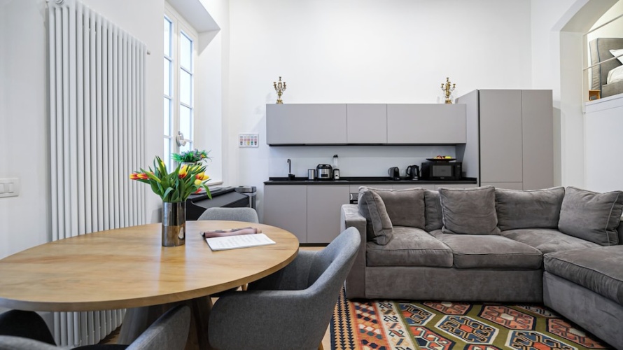 1 Bedroom Apartment