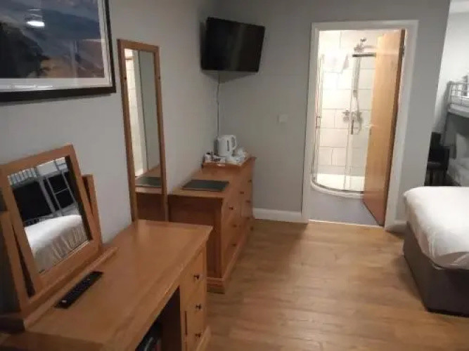 Standing Stones Lodge