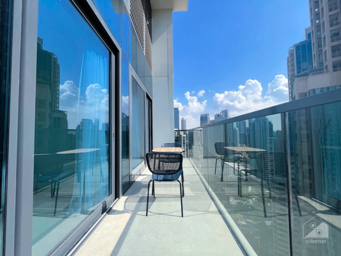 Stunning Apt with Breathtaking Views Downtown