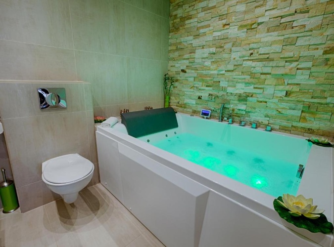 4 Bedrooms Deluxe Apartment