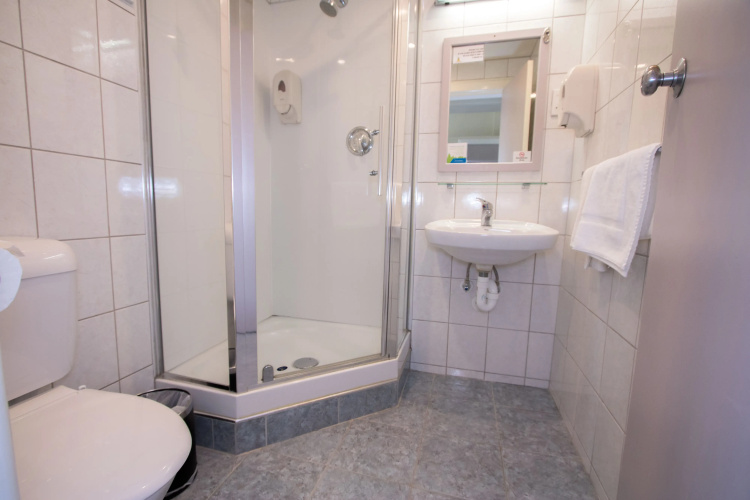 Hotel Waterloo & Backpackers