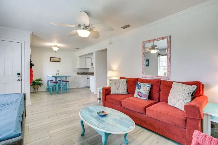 Walk to Pier: St Augustine Beach Condo w/ Balcony!
