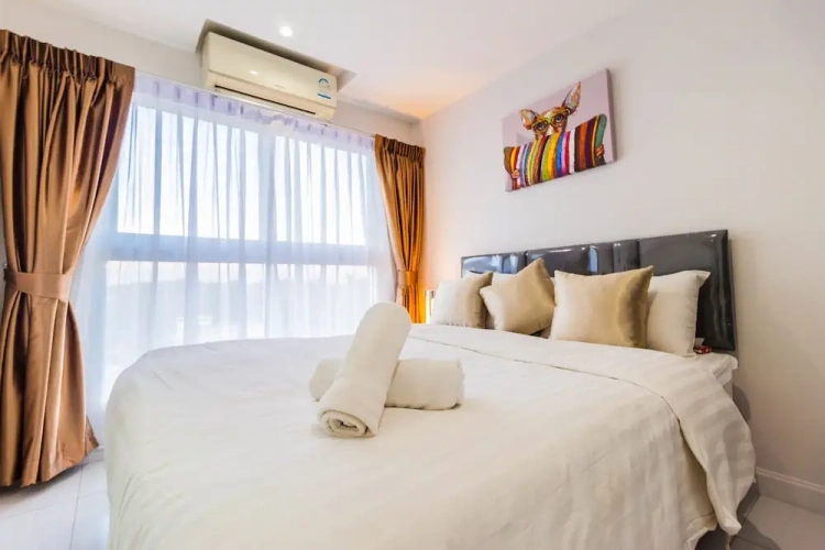 1 Bedroom Apartment with balcony