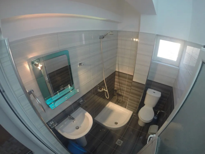 Aleksander Apartments