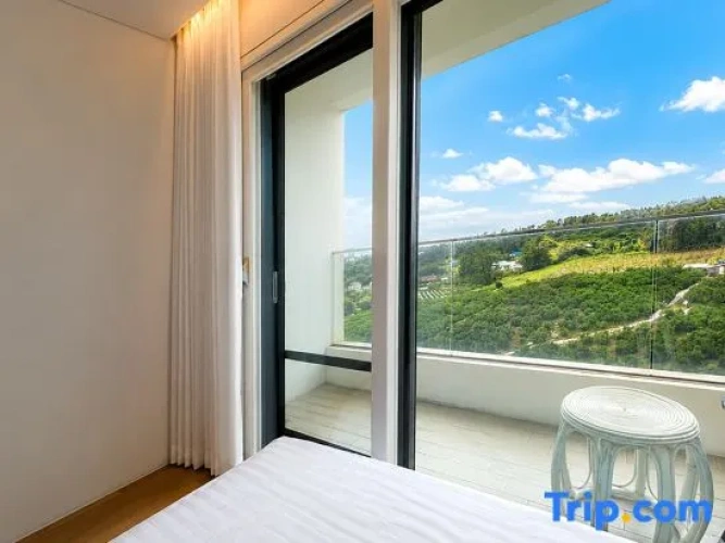 Standard Twin room with mountain view