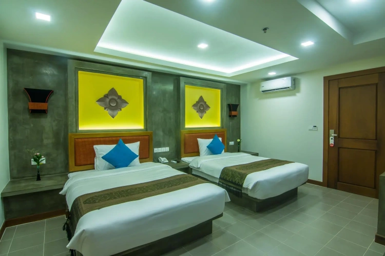 Deluxe Twin room with balcony