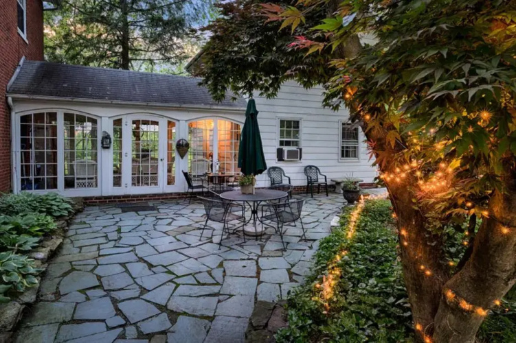 Lightner Farmhouse B&B