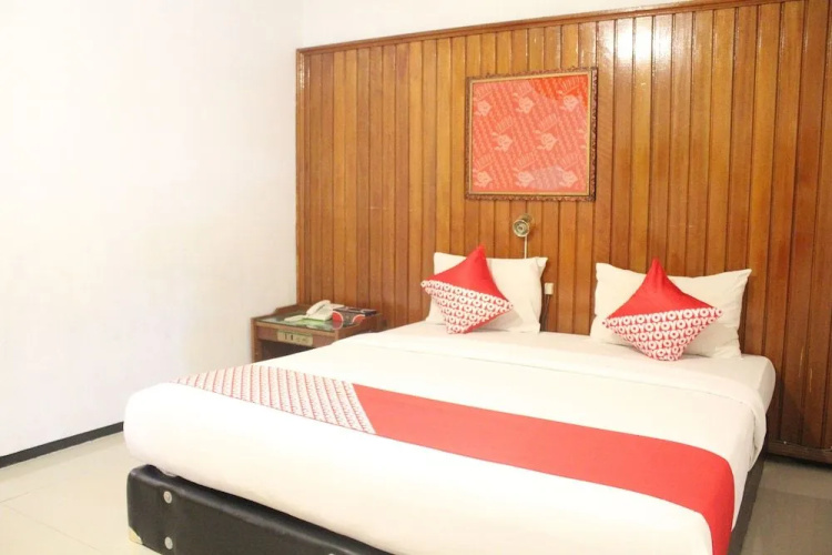 OYO 1333 Wisata Hotel