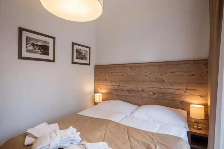 Standard Double room with land view