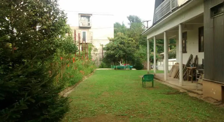 House on Markoz Achareli