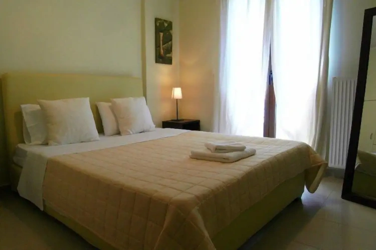 4 Bedrooms Villa