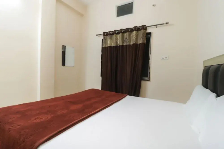 Hotel Krishna by OYO Rooms