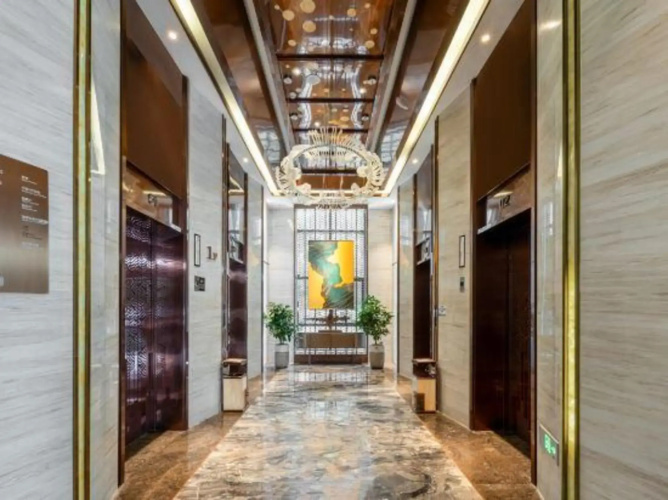 Qianlong Hotel