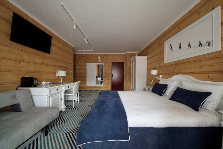 Deluxe room with balcony
