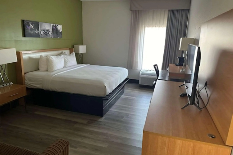 Sleep Inn & Suites