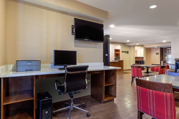 Comfort Inn North Myrtle Beach photo 18