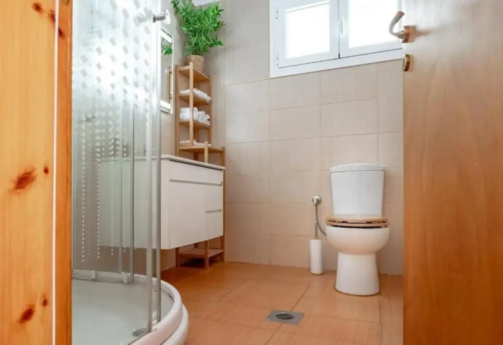 2 Bedrooms Villa
