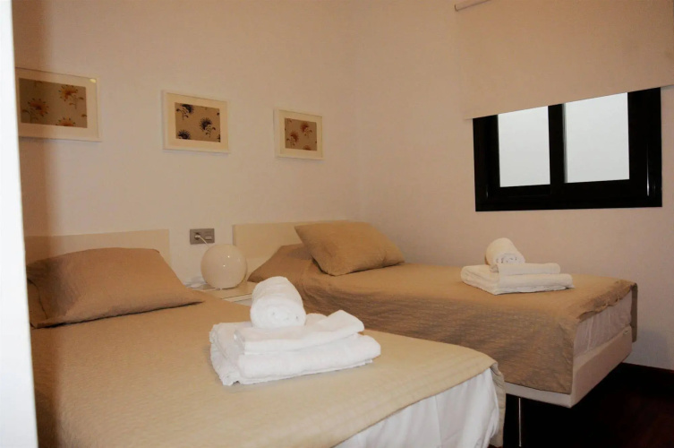 Apartamentos Turísticos Torre de la Plata