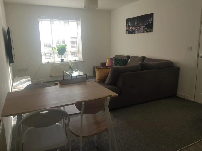 Cherry Tree, Centrally Located Warrington Town Centre