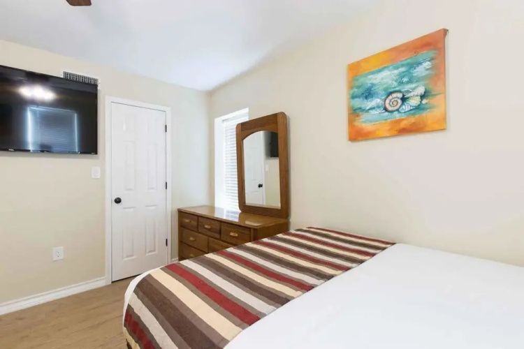 Saida IV Condominium 501