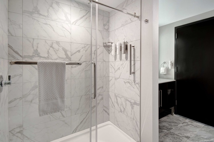 Embassy Suites by Hilton Alpharetta Halcyon photo 9