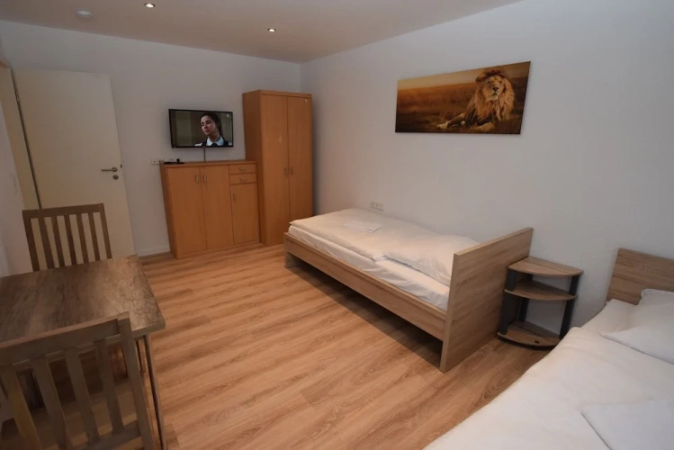 2 Bedrooms Apartment