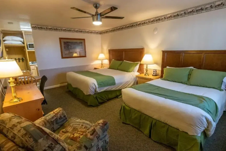 Deluxe Quadruple room