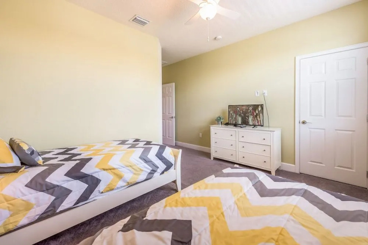 Serenity by VHC Hospitality