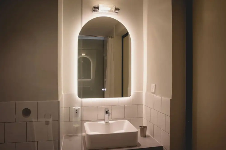 1 Bedroom Standard Double room with courtyard view